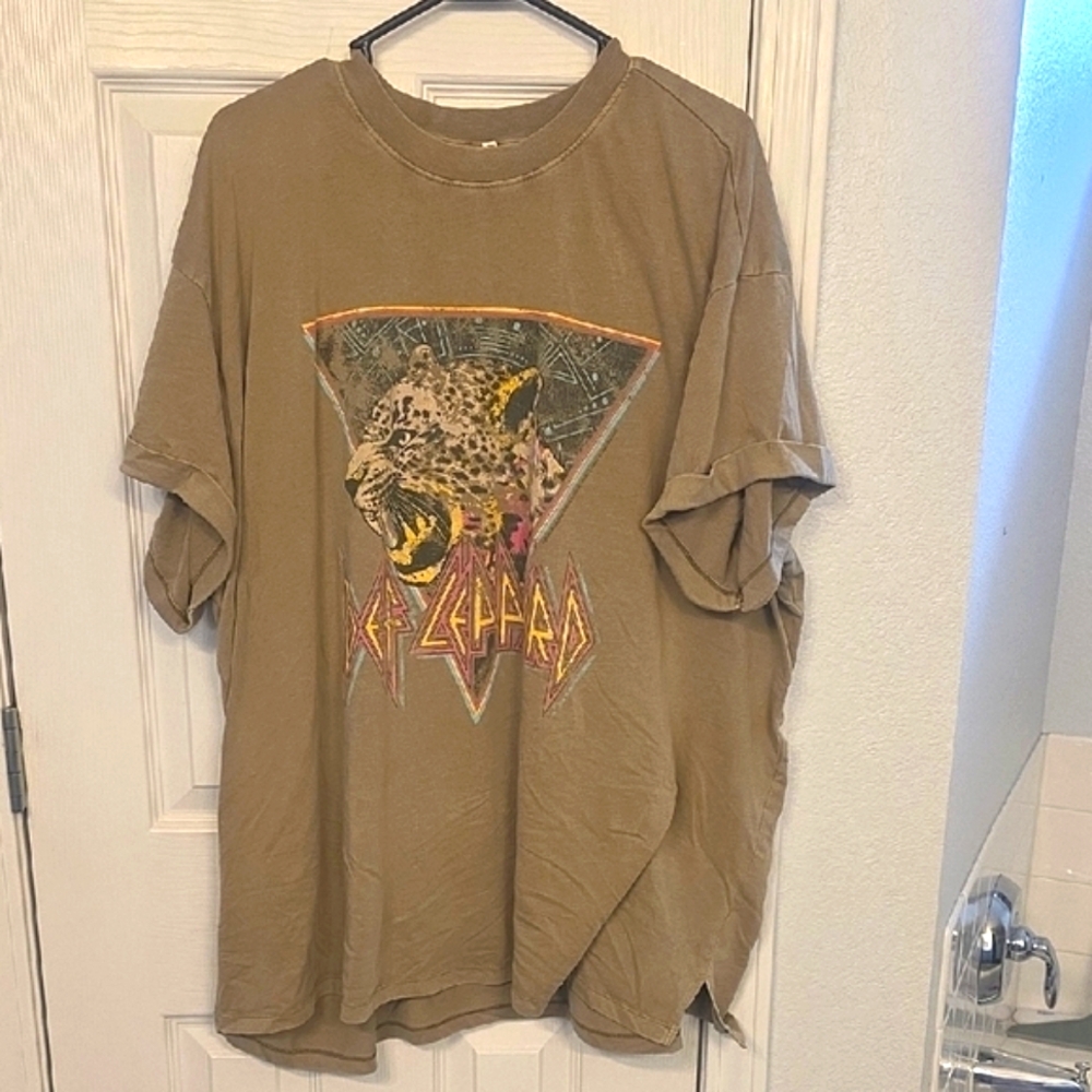 Maurices Tan Graphic Blouse